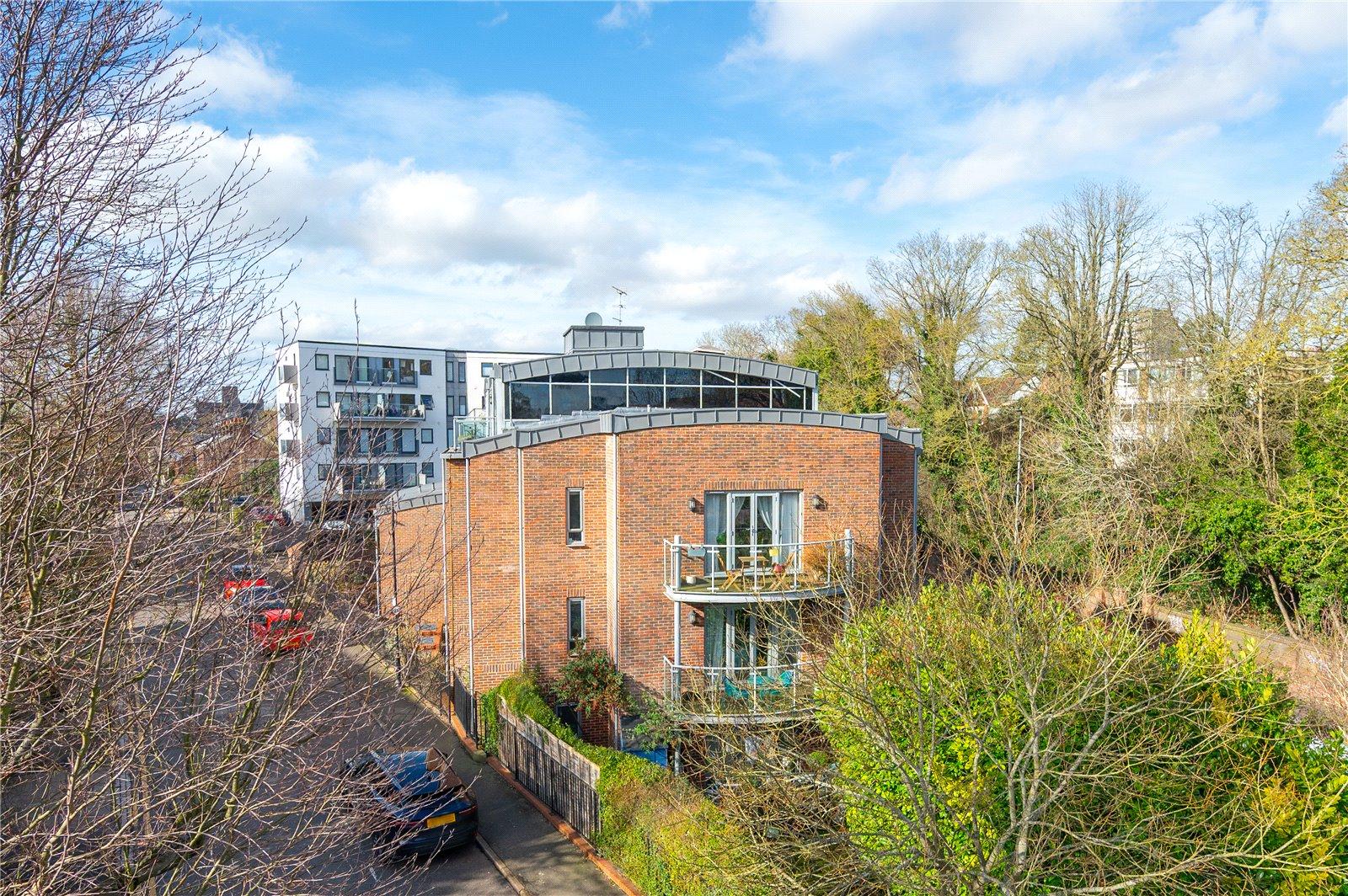 2 Bedroom  Sold Subject to Contract in London Road, St. Albans, Hertfordshire - View 9 - Collinson Hall
