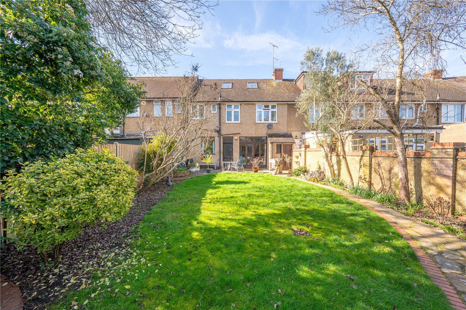 3 Bedroom Terraced House For Sale in Vesta Avenue, St. Albans, Hertfordshire - View 10 - Collinson Hall