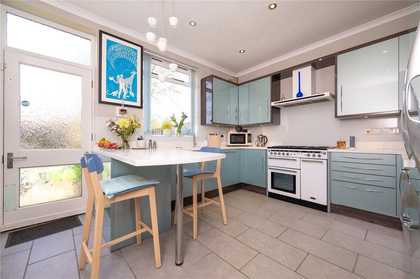 3 Bedroom Terraced House For Sale in Vesta Avenue, St. Albans, Hertfordshire - View 3 - Collinson Hall