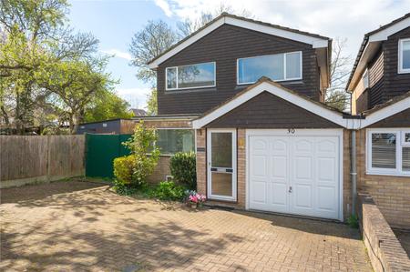 4 Bedroom Detached House,garage For Sale in Pine Grove, Bricket Wood, St. Albans, Hertfordshire - Collinson Hall