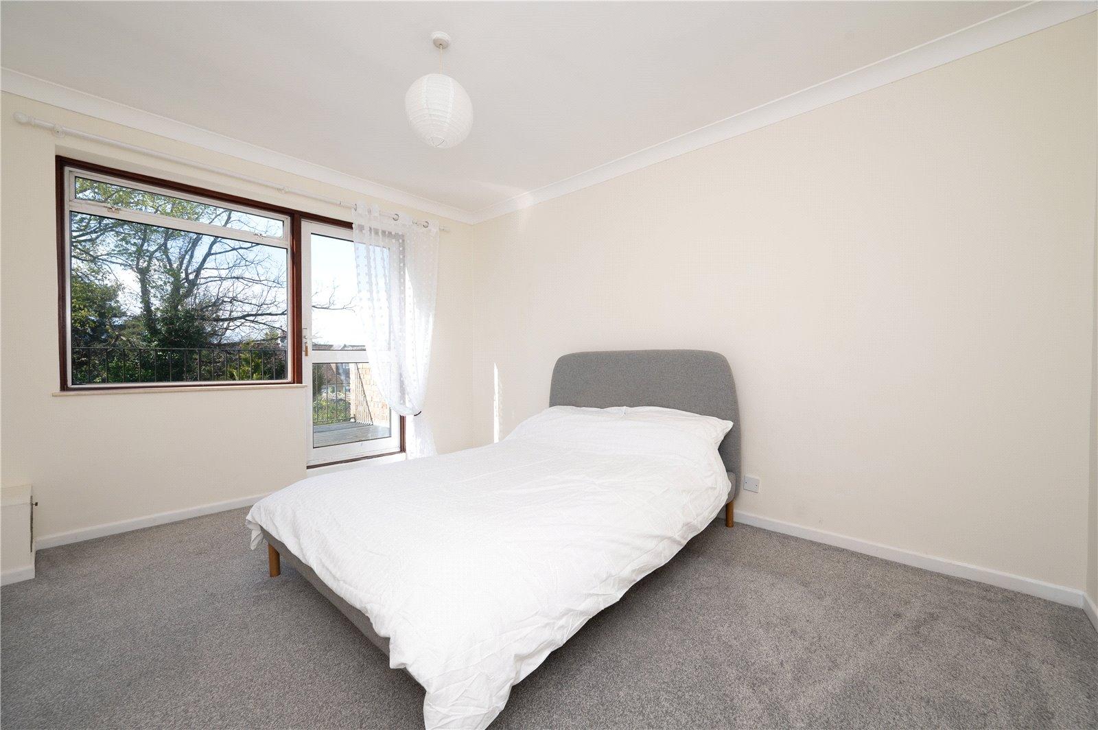 4 Bedroom Detached House,garage For Sale in Pine Grove, Bricket Wood, St. Albans, Hertfordshire - View 7 - Collinson Hall