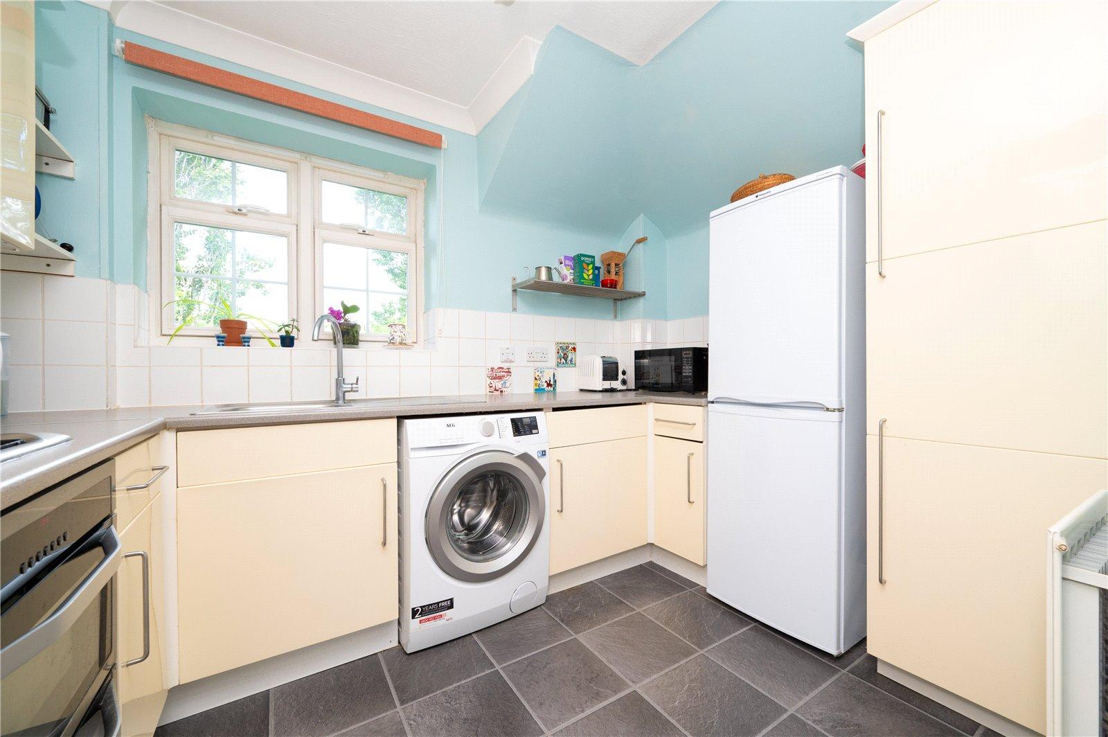 3 Bedroom  Sold Subject to Contract in Lime Tree Court, London Colney, St. Albans, Hertfordshire - View 10 - Collinson Hall
