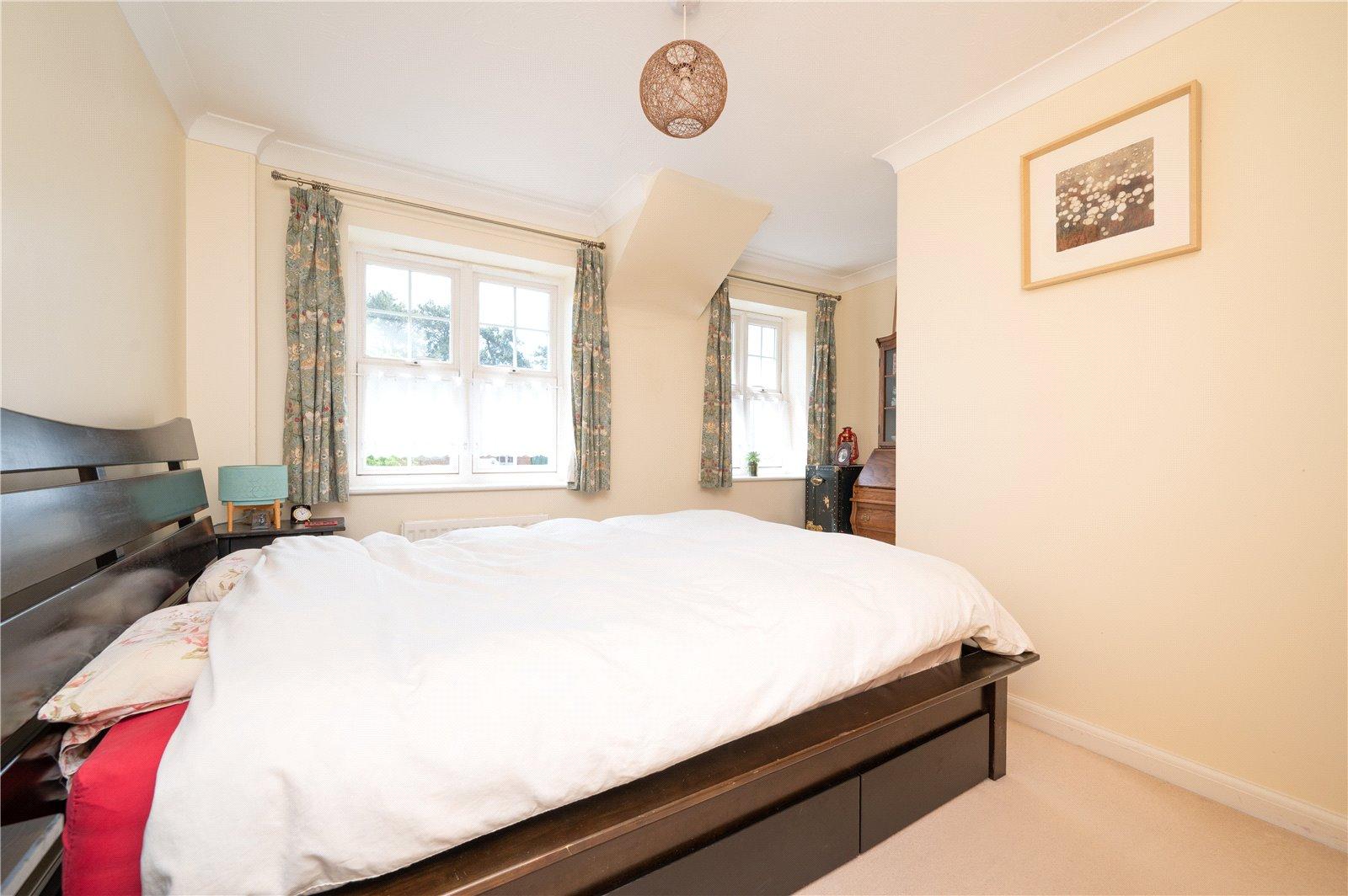 3 Bedroom  Sold Subject to Contract in Lime Tree Court, London Colney, St. Albans, Hertfordshire - View 7 - Collinson Hall