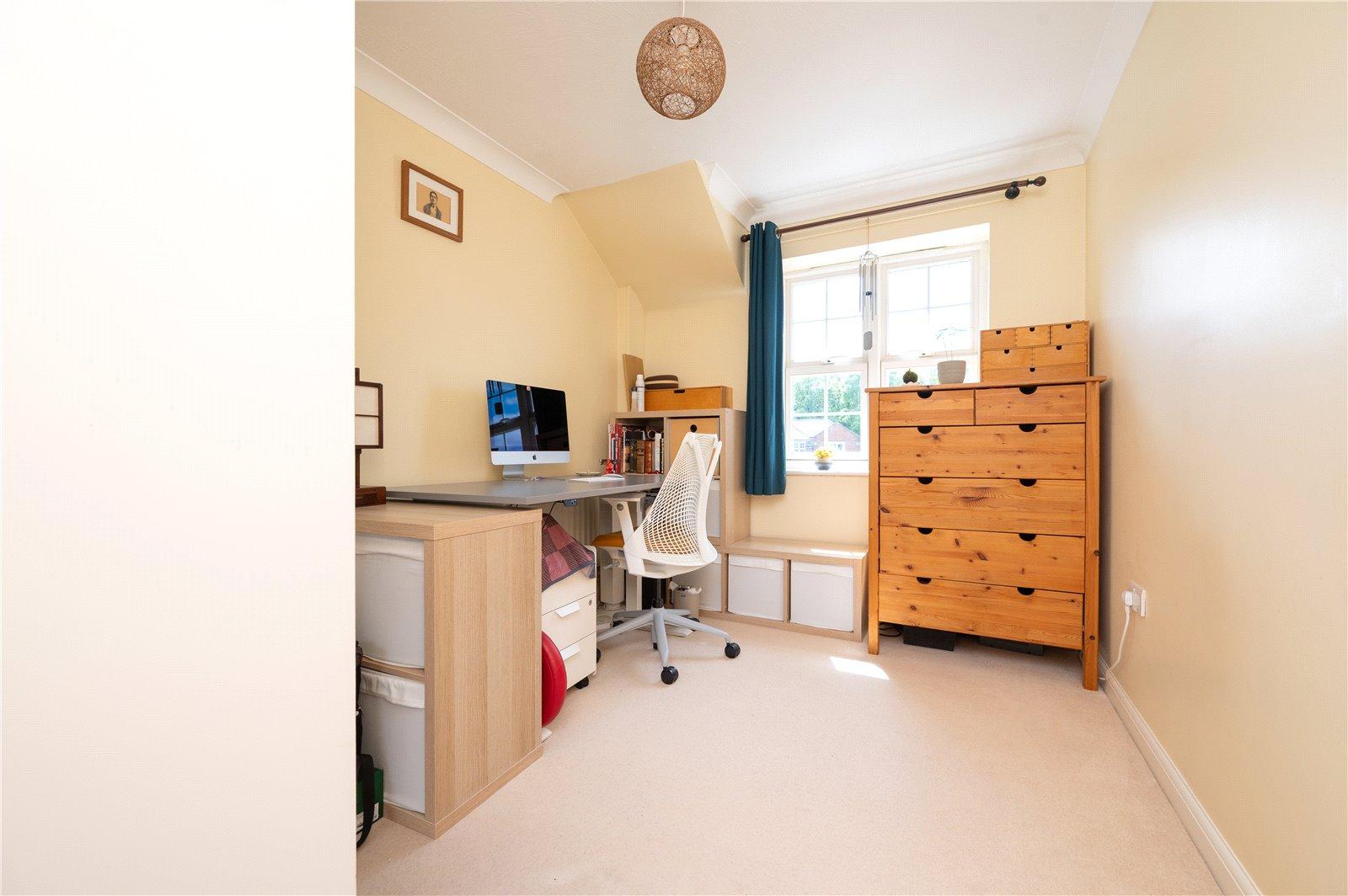 3 Bedroom  Sold Subject to Contract in Lime Tree Court, London Colney, St. Albans, Hertfordshire - View 9 - Collinson Hall