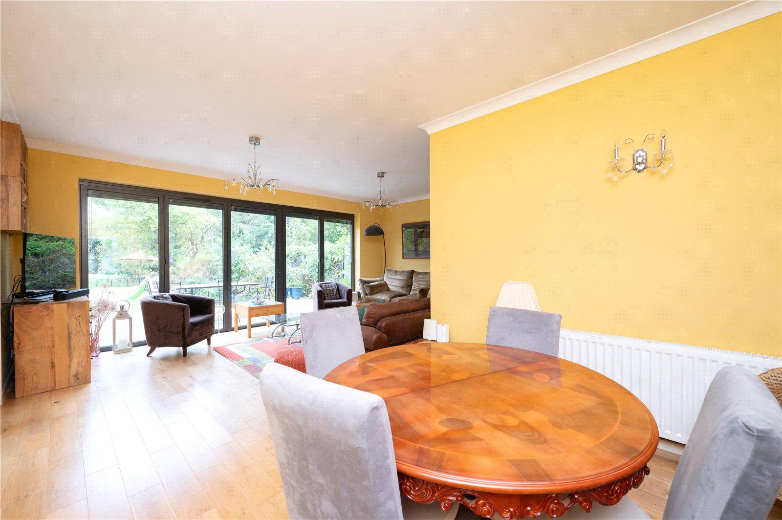 5 Bedroom Detached House,garage For Sale in Homewood Road, St. Albans, Hertfordshire - View 15 - Collinson Hall
