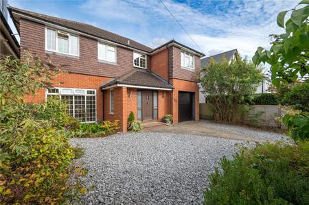 5 Bedroom Detached House,garage For Sale in Homewood Road, St. Albans, Hertfordshire - Collinson Hall