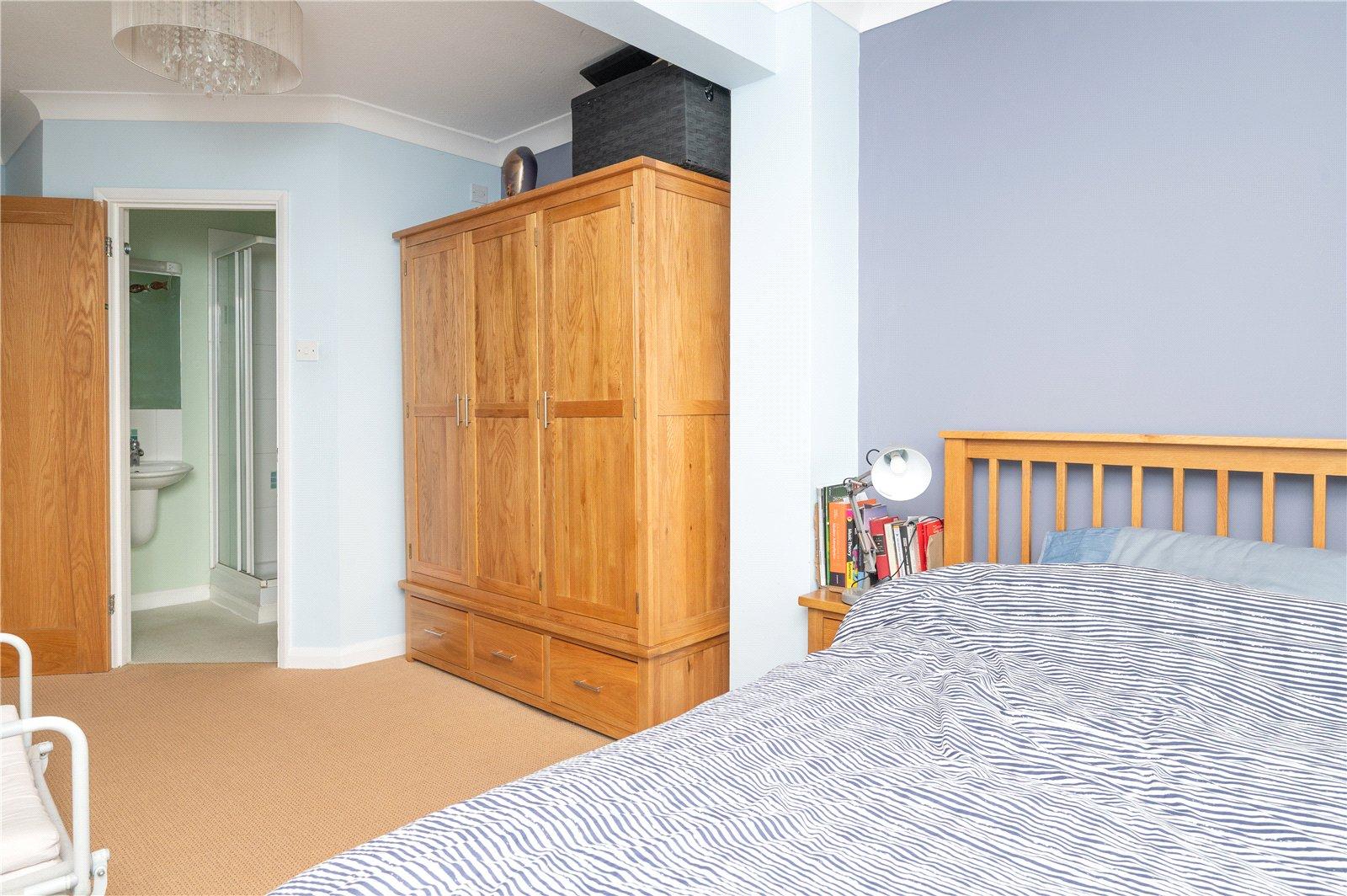 5 Bedroom Detached House,garage For Sale in Homewood Road, St. Albans, Hertfordshire - View 20 - Collinson Hall
