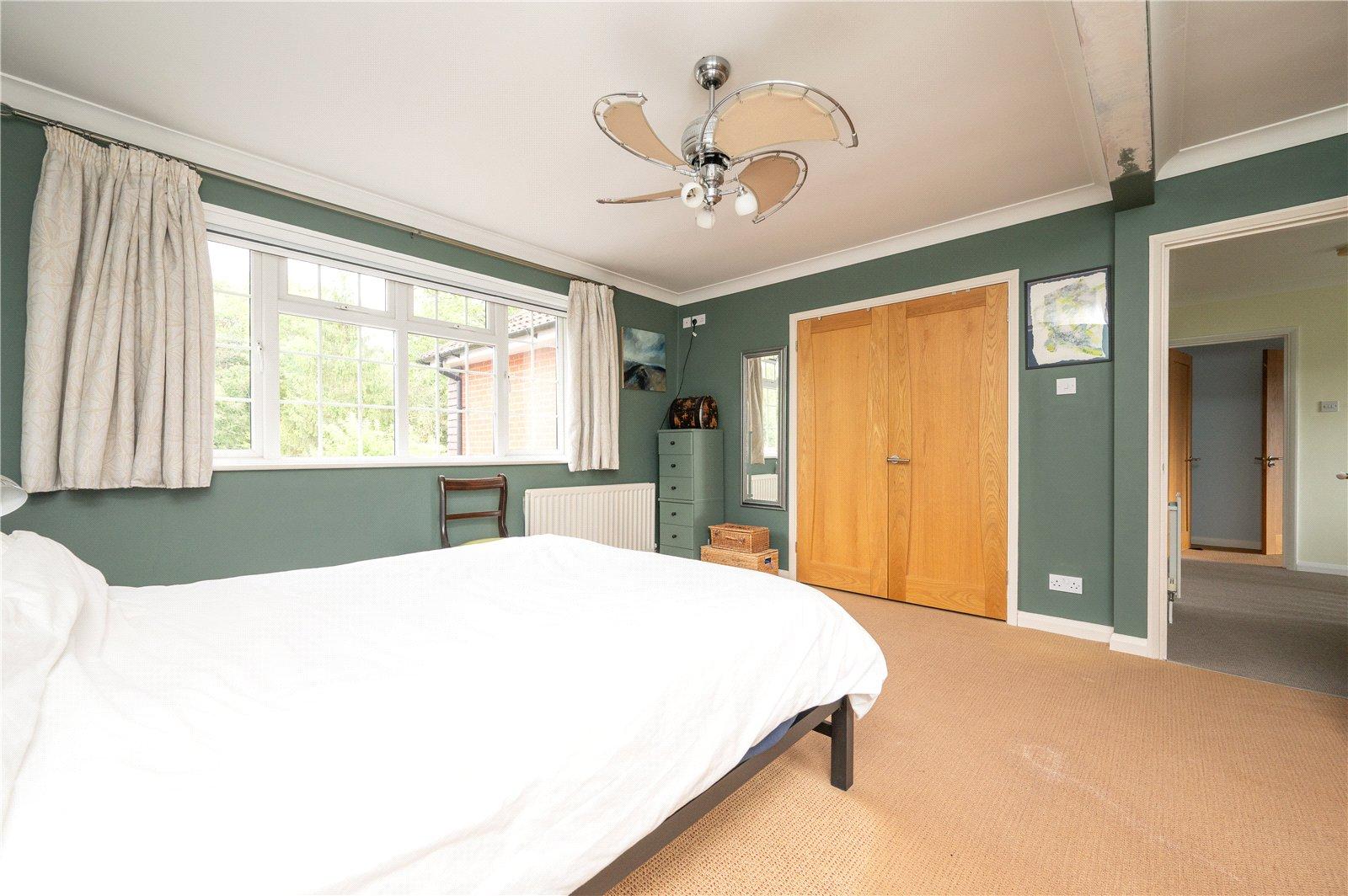 5 Bedroom Detached House,garage For Sale in Homewood Road, St. Albans, Hertfordshire - View 19 - Collinson Hall