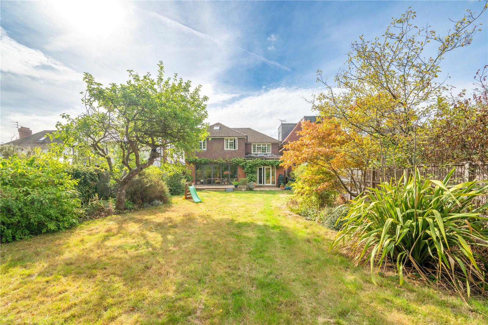 5 Bedroom Detached House,garage For Sale in Homewood Road, St. Albans, Hertfordshire - View 13 - Collinson Hall
