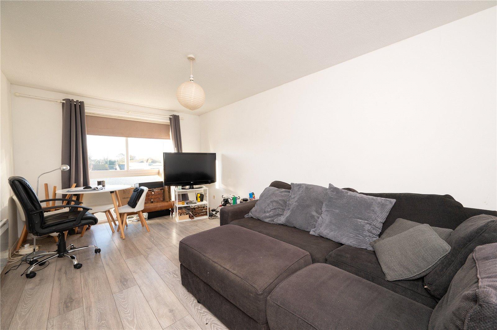 1 Bedroom  For Sale in Wyedale, London Colney, St. Albans, Hertfordshire - View 5 - Collinson Hall