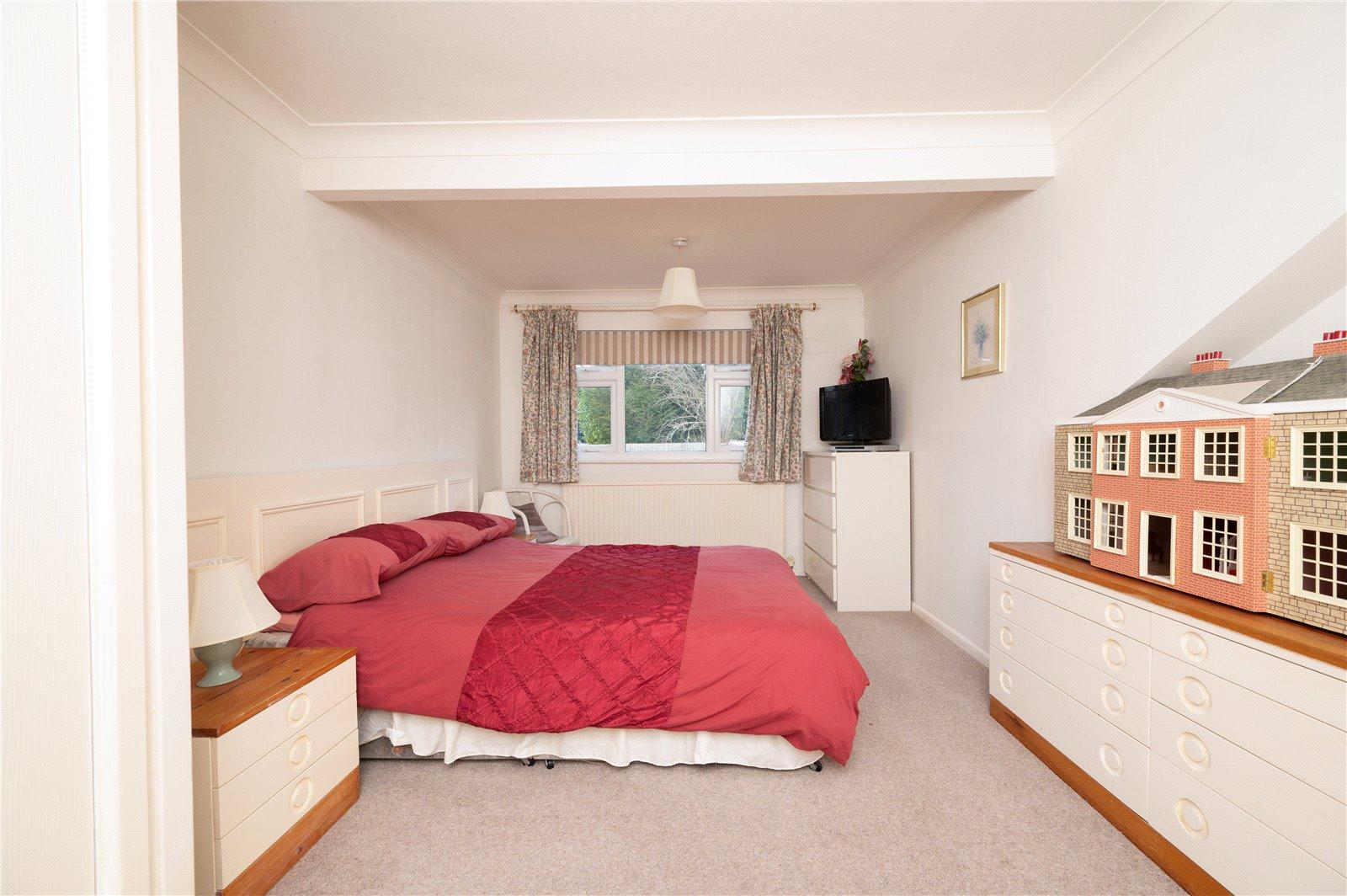 3 Bedroom Semi-Detached Bungalow,garage Sold Subject to Contract in Francis Avenue, St. Albans, Hertfordshire - View 6 - Collinson Hall