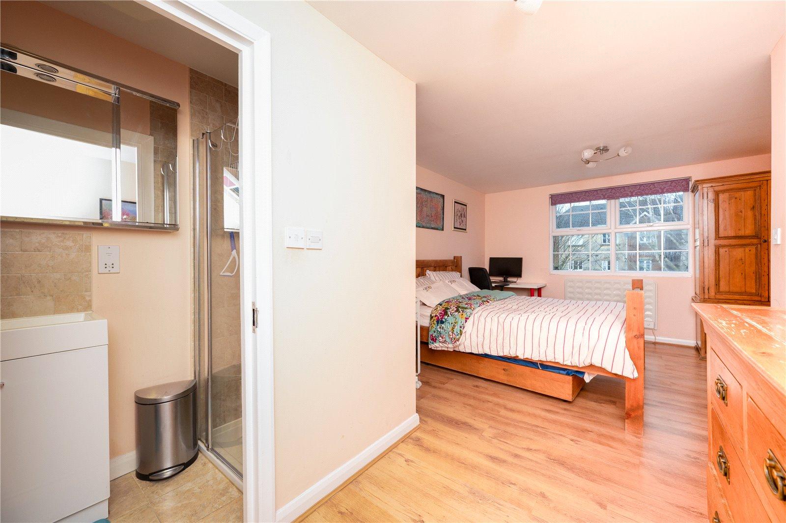 3 Bedroom Semi-Detached House Sold Subject to Contract in Holyrood Crescent, St. Albans, Hertfordshire - View 8 - Collinson Hall