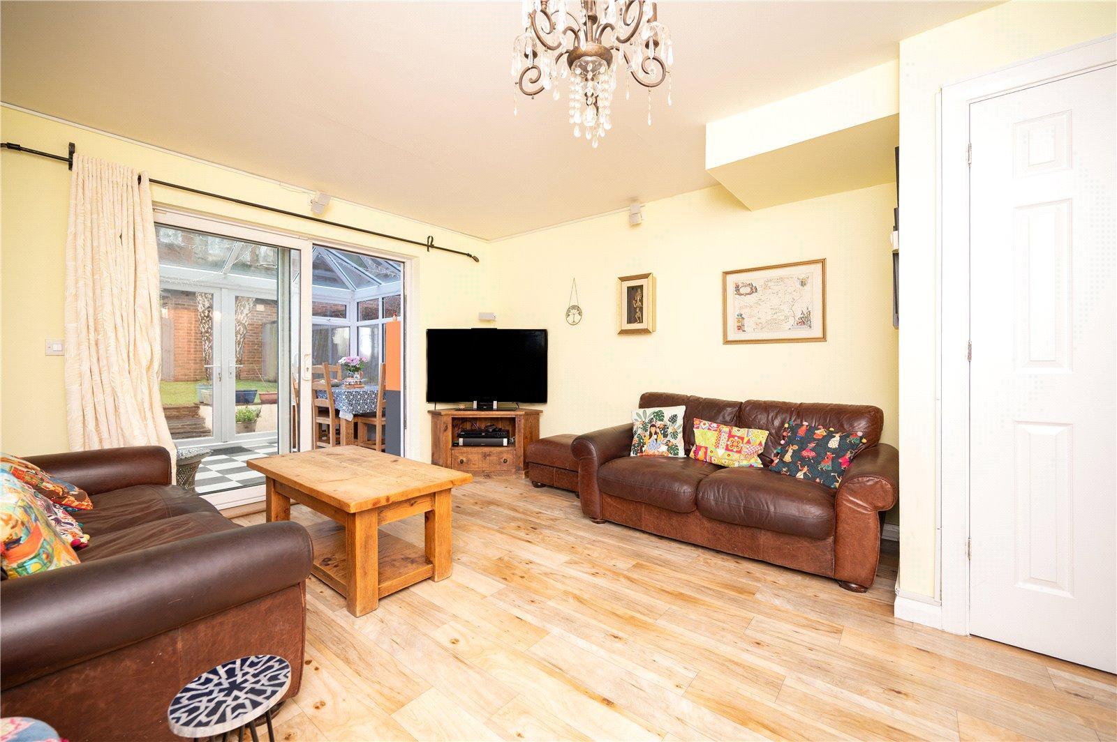 3 Bedroom Semi-Detached House Sold Subject to Contract in Holyrood Crescent, St. Albans, Hertfordshire - View 5 - Collinson Hall