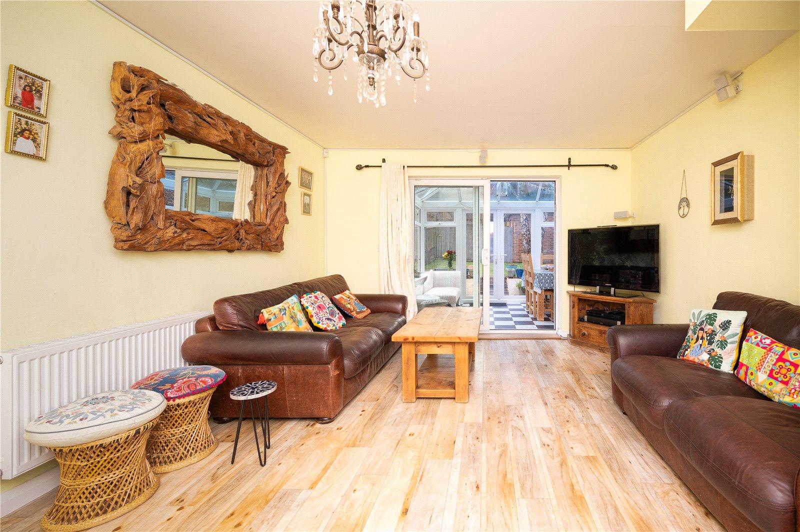 3 Bedroom Semi-Detached House Sold Subject to Contract in Holyrood Crescent, St. Albans, Hertfordshire - View 14 - Collinson Hall
