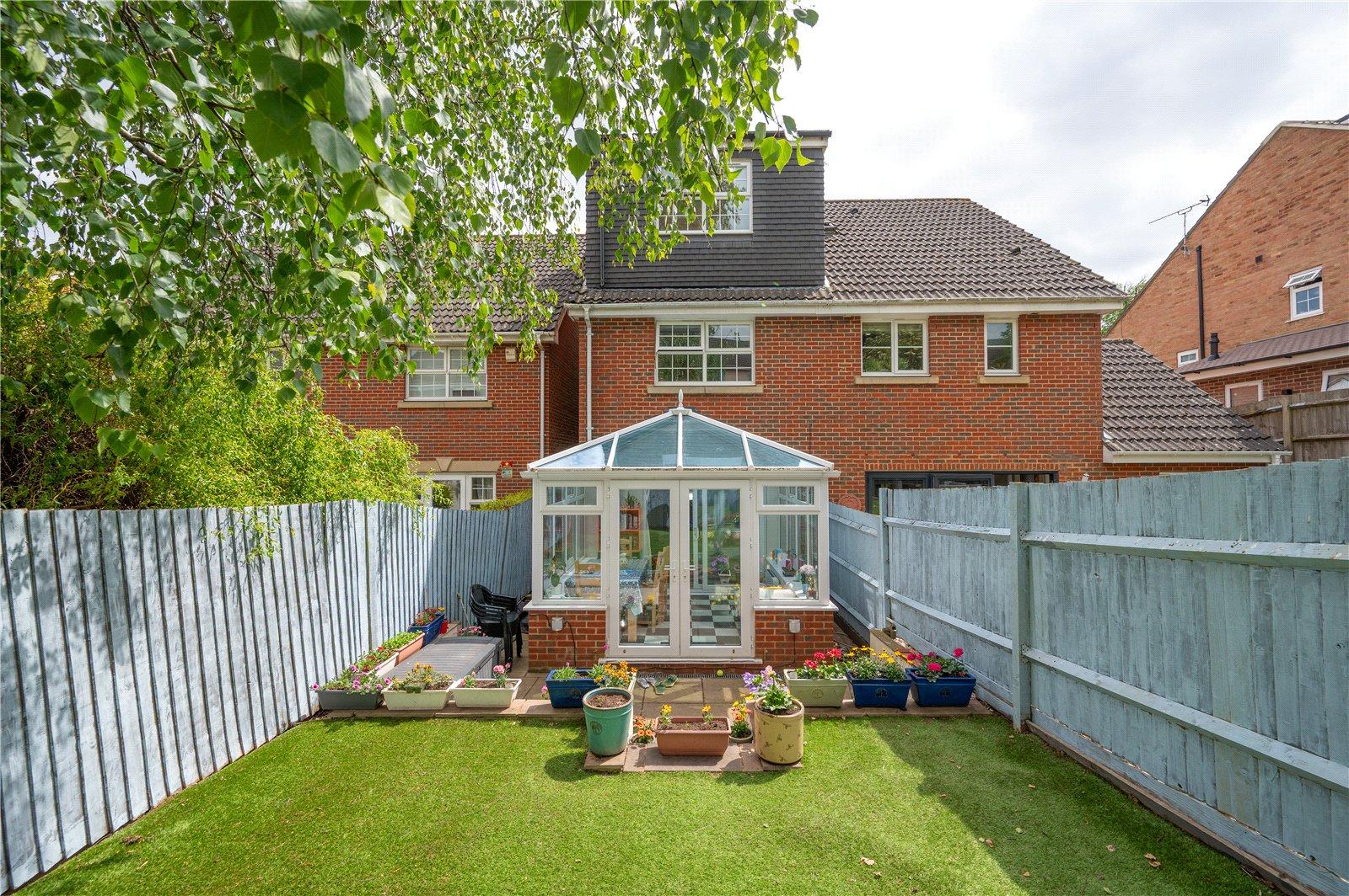 3 Bedroom Semi-Detached House Sold Subject to Contract in Holyrood Crescent, St. Albans, Hertfordshire - View 17 - Collinson Hall