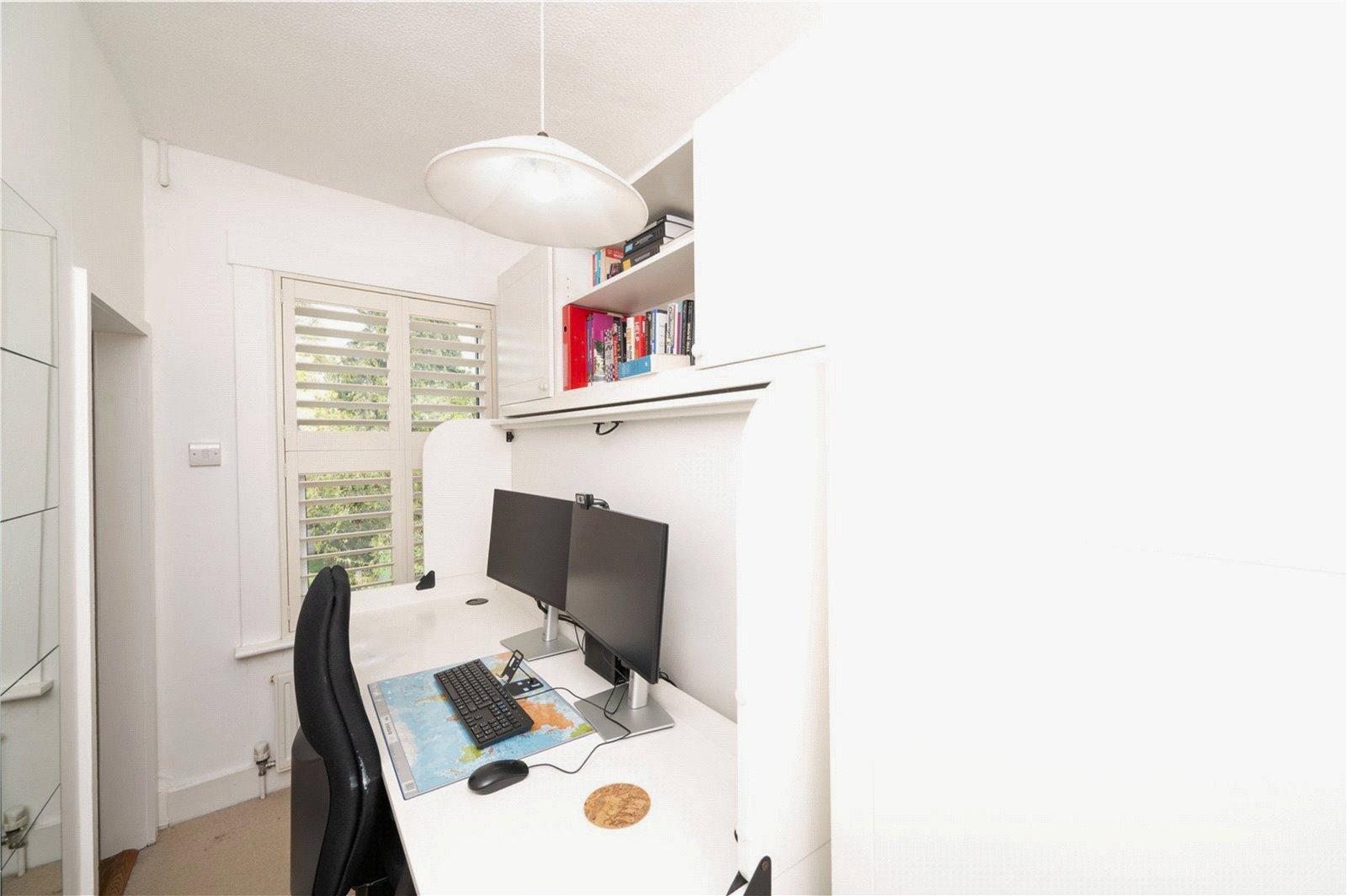 2 Bedroom Terraced House For Sale in Church Street, St. Albans, Hertfordshire - View 13 - Collinson Hall
