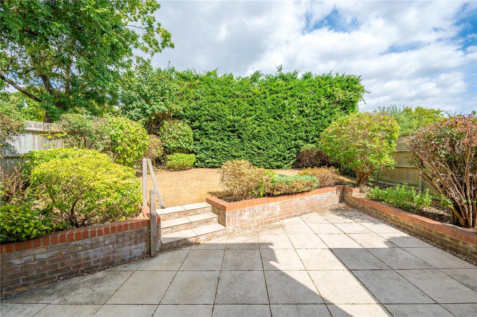 4 Bedroom Detached House,garage Sold Subject to Contract in Samian Gate, St. Albans, Hertfordshire - View 12 - Collinson Hall