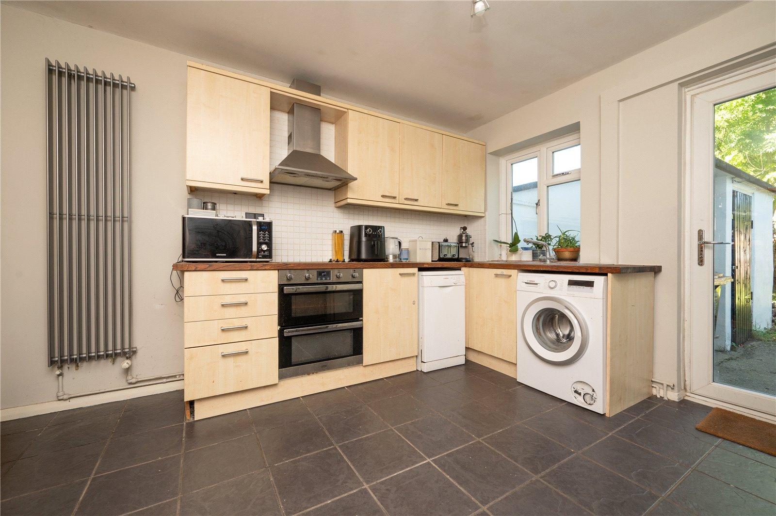 2 Bedroom  Sold Subject to Contract in Abbots Avenue West, St. Albans, Hertfordshire - View 3 - Collinson Hall