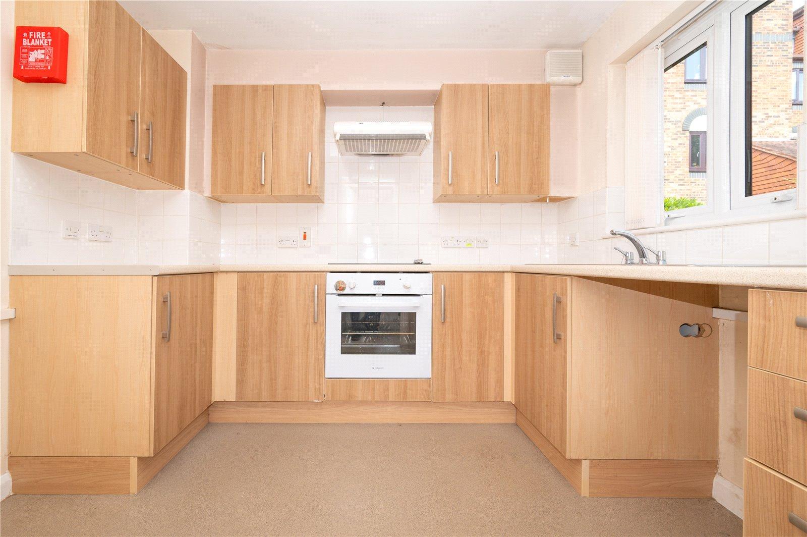 2 Bedroom  For Sale in Belmont Hill, St. Albans, Hertfordshire - View 7 - Collinson Hall