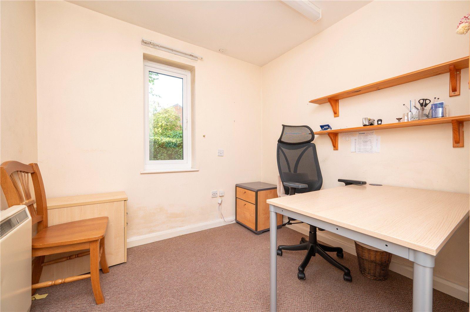 2 Bedroom  For Sale in Belmont Hill, St. Albans, Hertfordshire - View 5 - Collinson Hall