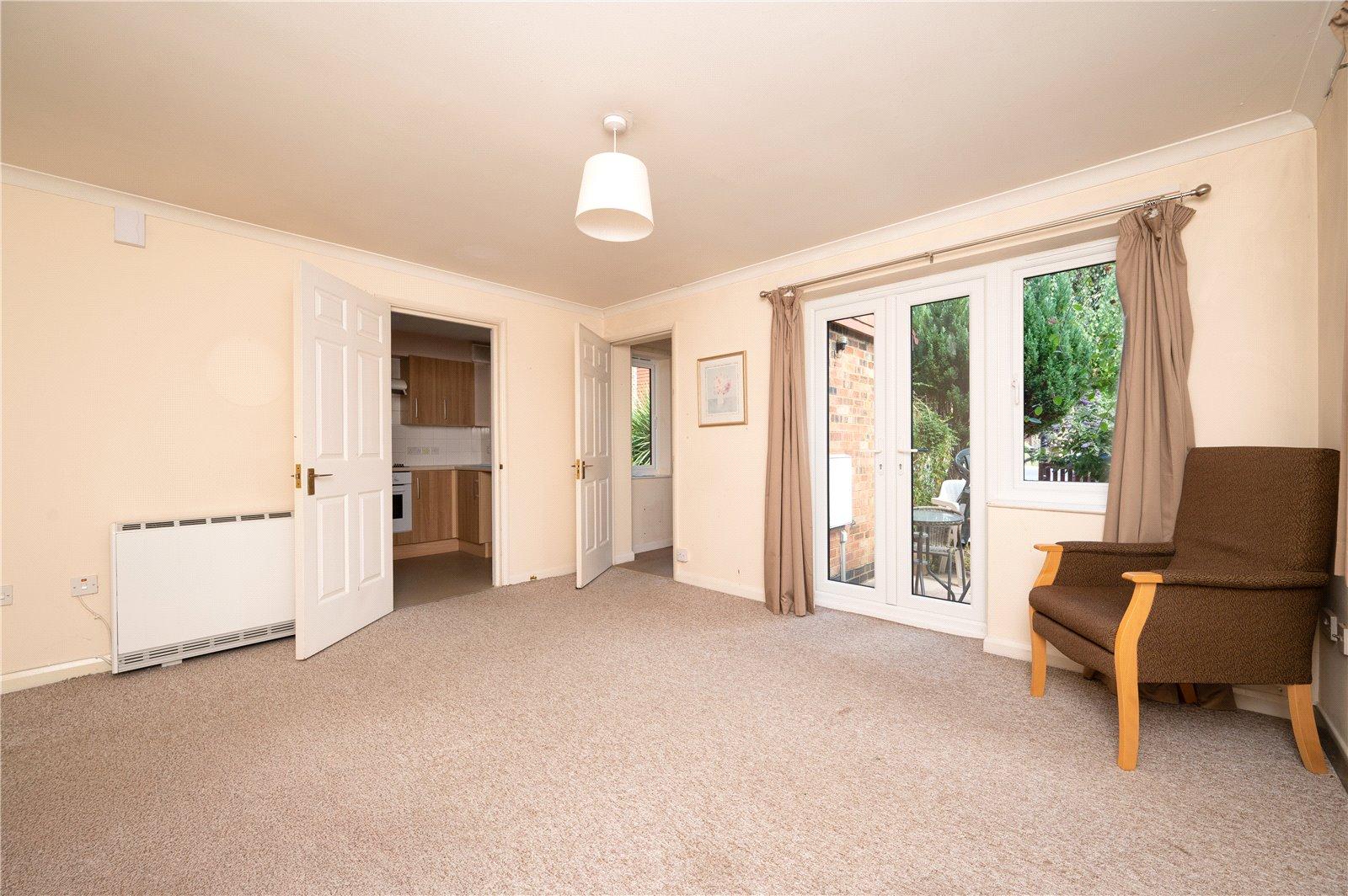 2 Bedroom  For Sale in Belmont Hill, St. Albans, Hertfordshire - View 3 - Collinson Hall