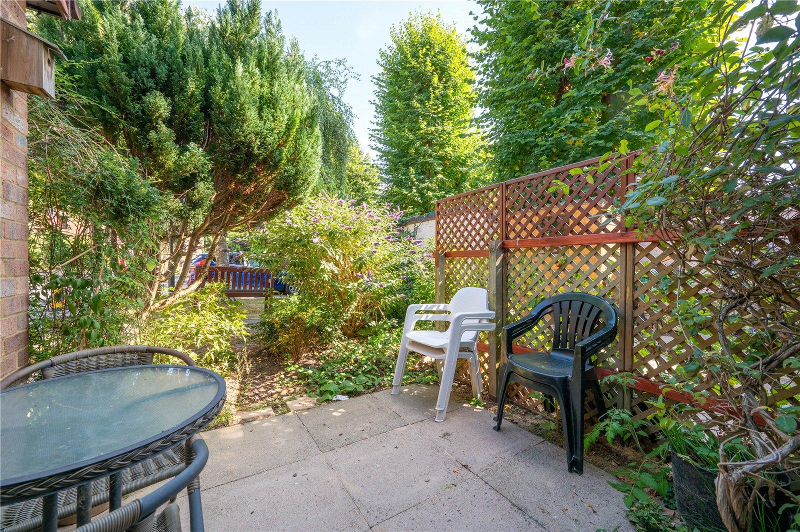 2 Bedroom  For Sale in Belmont Hill, St. Albans, Hertfordshire - View 6 - Collinson Hall