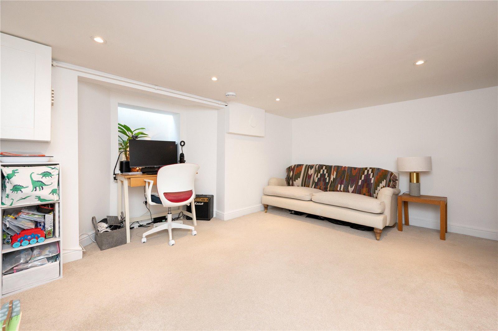 2 Bedroom Terraced House Sold Subject to Contract in Inkerman Road, St. Albans, Hertfordshire - View 13 - Collinson Hall