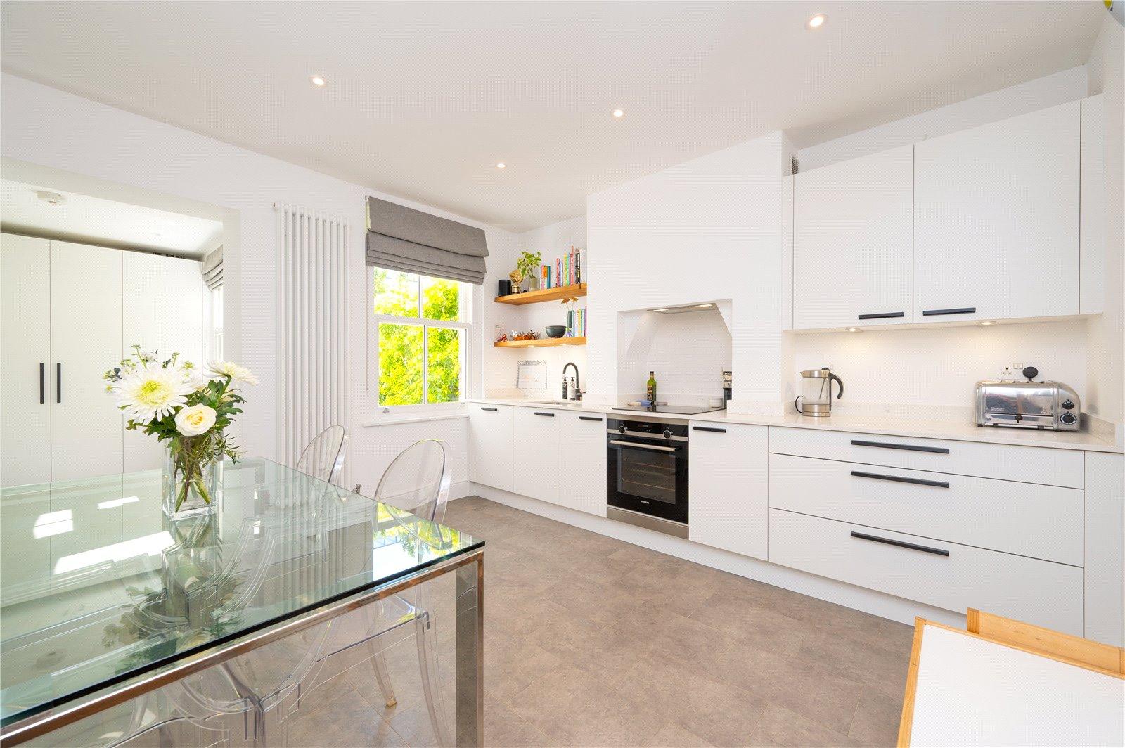 2 Bedroom Terraced House Sold Subject to Contract in Inkerman Road, St. Albans, Hertfordshire - View 3 - Collinson Hall