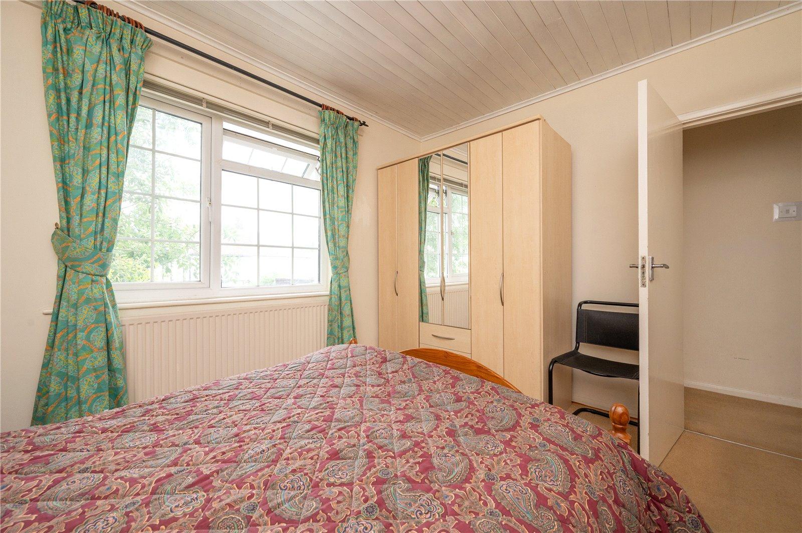 2 Bedroom  Sold Subject to Contract in Tavistock Avenue, St. Albans, Hertfordshire - View 6 - Collinson Hall