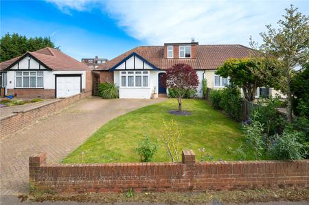 4 Bedroom Semi-Detached Bungalow For Sale in Stanley Avenue, St. Albans, Hertfordshire - Collinson Hall