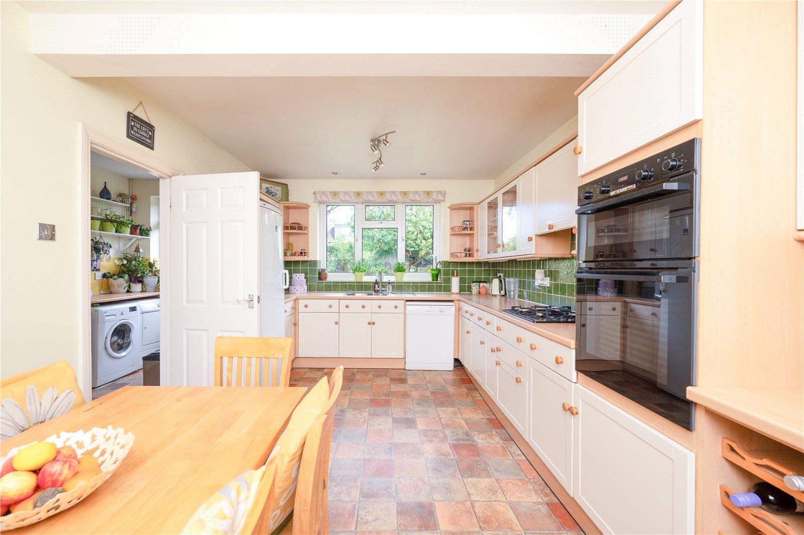 4 Bedroom Semi-Detached Bungalow For Sale in Stanley Avenue, St. Albans, Hertfordshire - View 3 - Collinson Hall