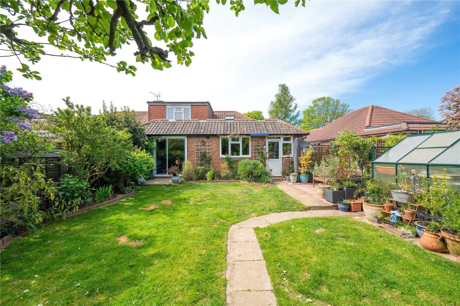 4 Bedroom Semi-Detached Bungalow For Sale in Stanley Avenue, St. Albans, Hertfordshire - View 5 - Collinson Hall