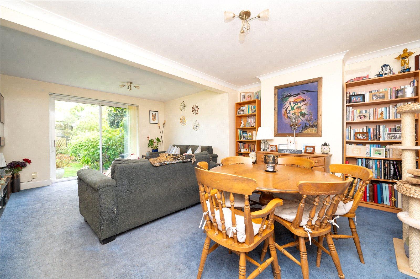 4 Bedroom Semi-Detached Bungalow For Sale in Stanley Avenue, St. Albans, Hertfordshire - View 4 - Collinson Hall