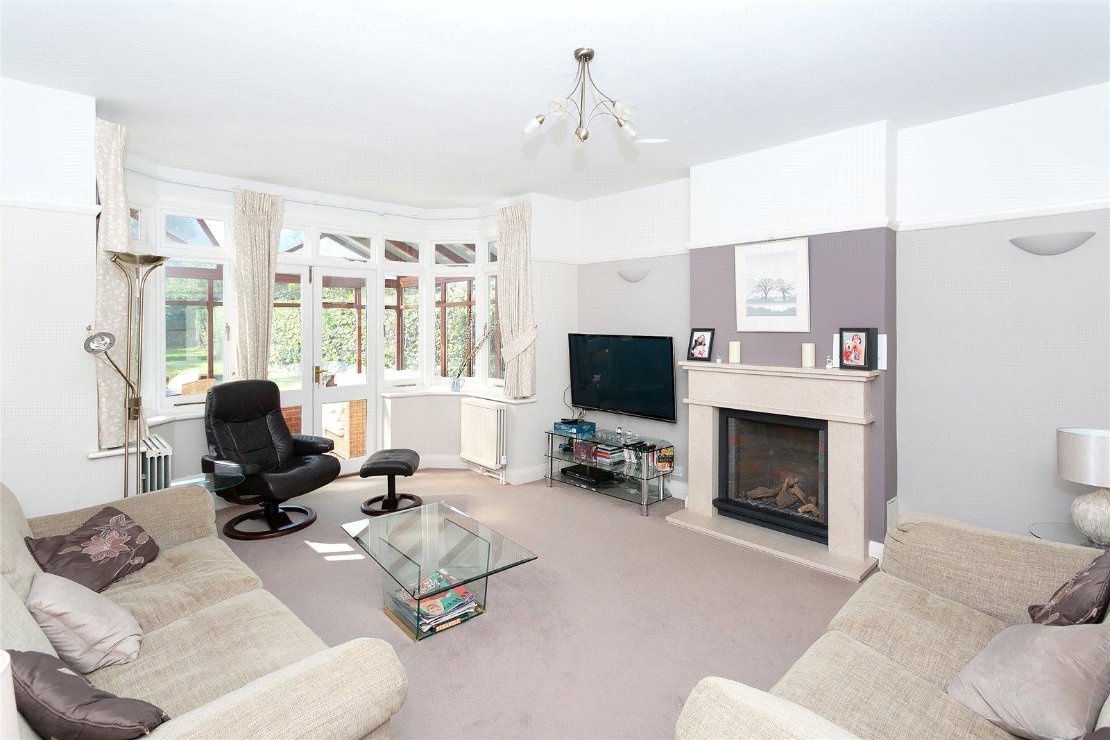 5 Bedroom Detached House,garage Sold Subject to Contract in Jennings Road, St Albans, Hertfordshire - View 3 - Collinson Hall