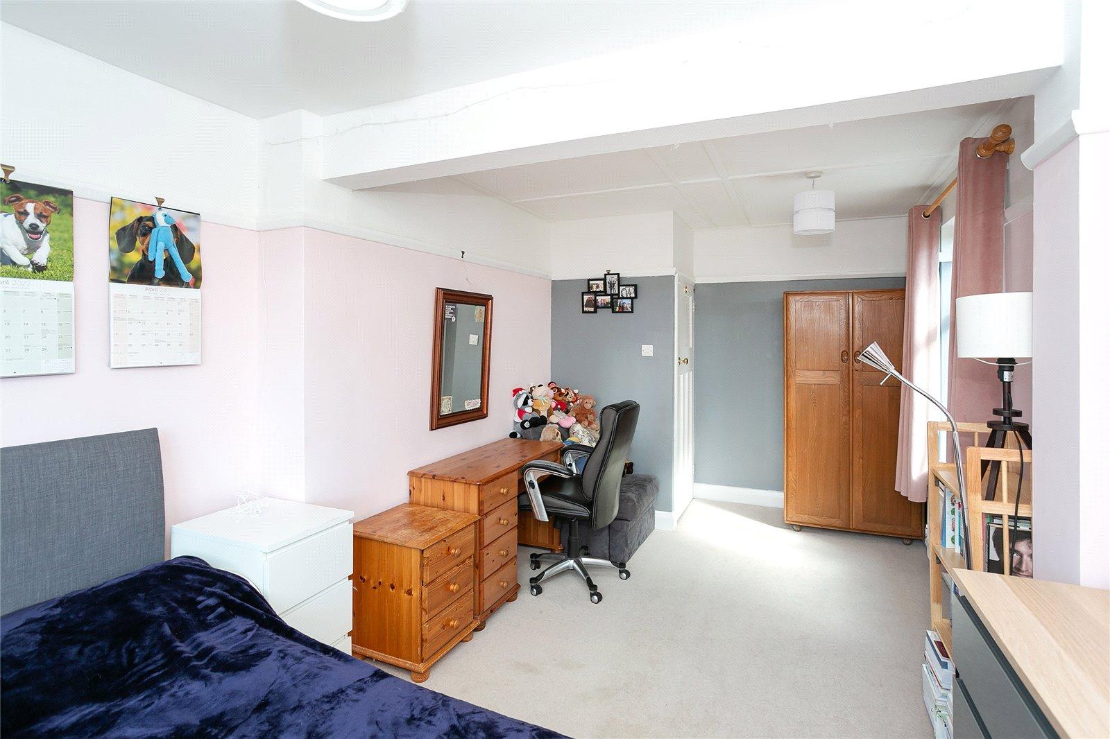 5 Bedroom Detached House,garage Sold Subject to Contract in Jennings Road, St Albans, Hertfordshire - View 14 - Collinson Hall