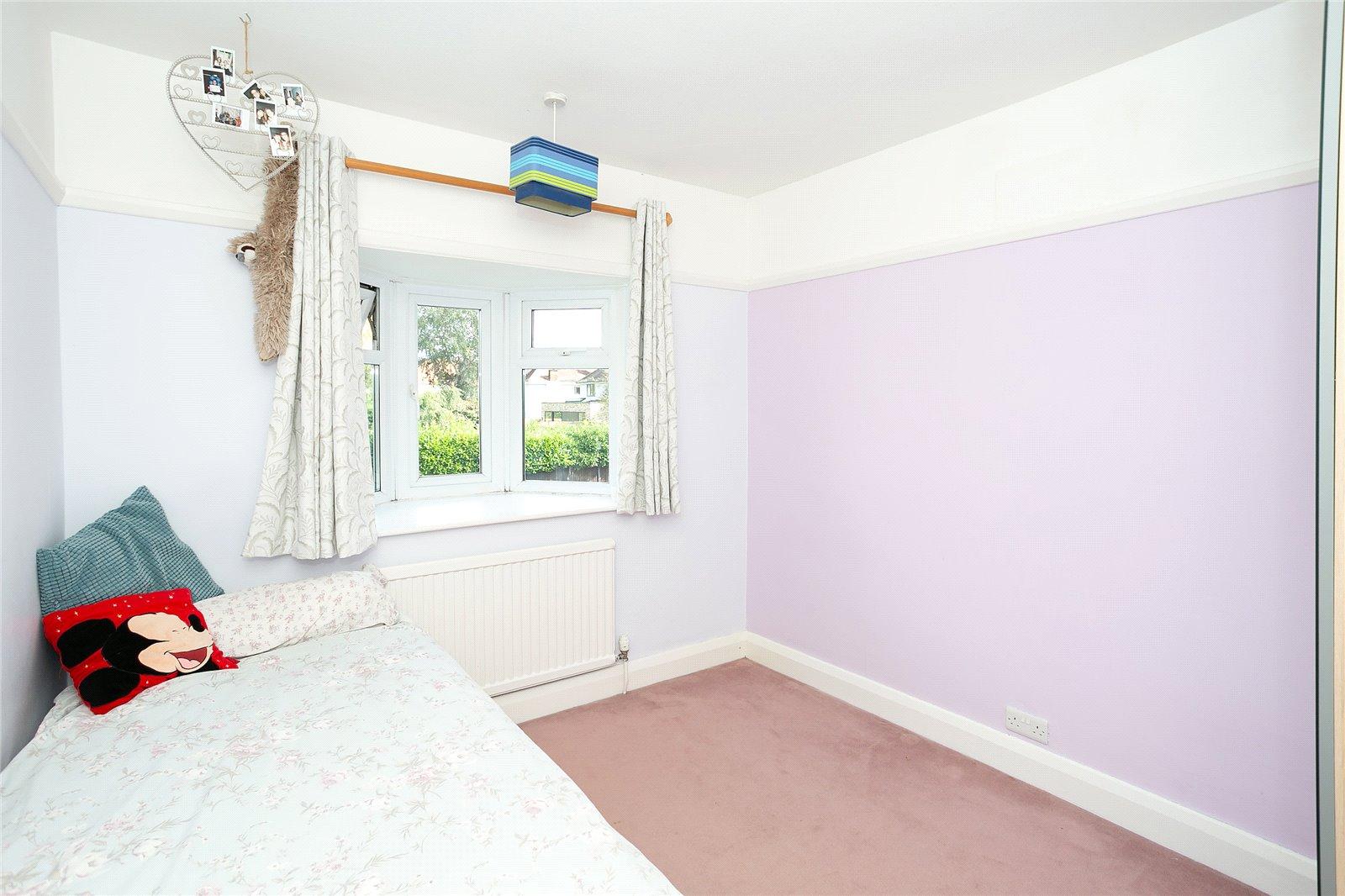 5 Bedroom Detached House,garage Sold Subject to Contract in Jennings Road, St Albans, Hertfordshire - View 16 - Collinson Hall