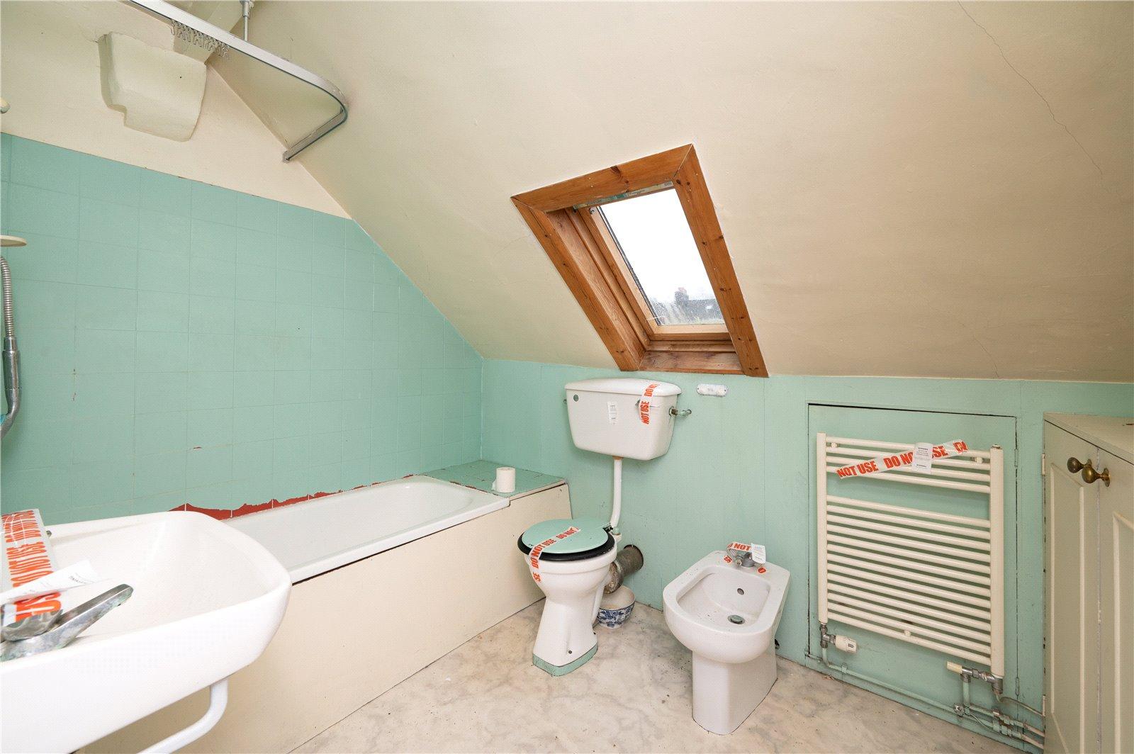 3 Bedroom Terraced House Sold Subject to Contract in Cannon Street, St. Albans, Hertfordshire - View 12 - Collinson Hall