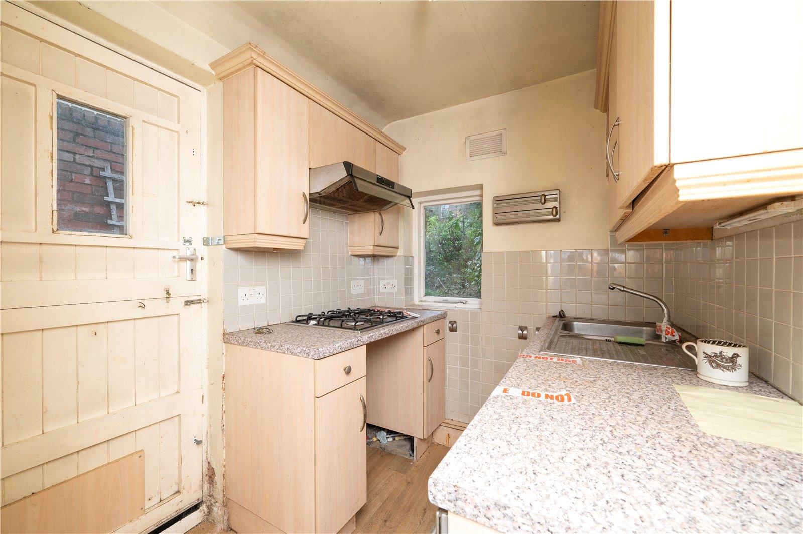 3 Bedroom Terraced House Sold Subject to Contract in Cannon Street, St. Albans, Hertfordshire - View 5 - Collinson Hall