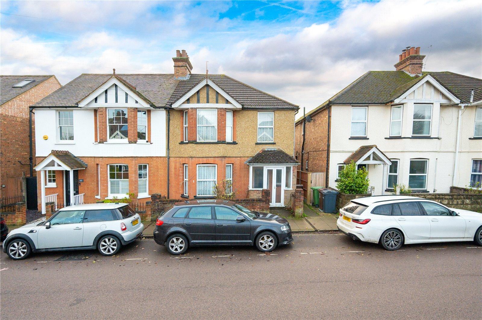 4 Bedroom Semi-Detached House For Sale in Brampton Road, St. Albans, Hertfordshire - View 1 - Collinson Hall