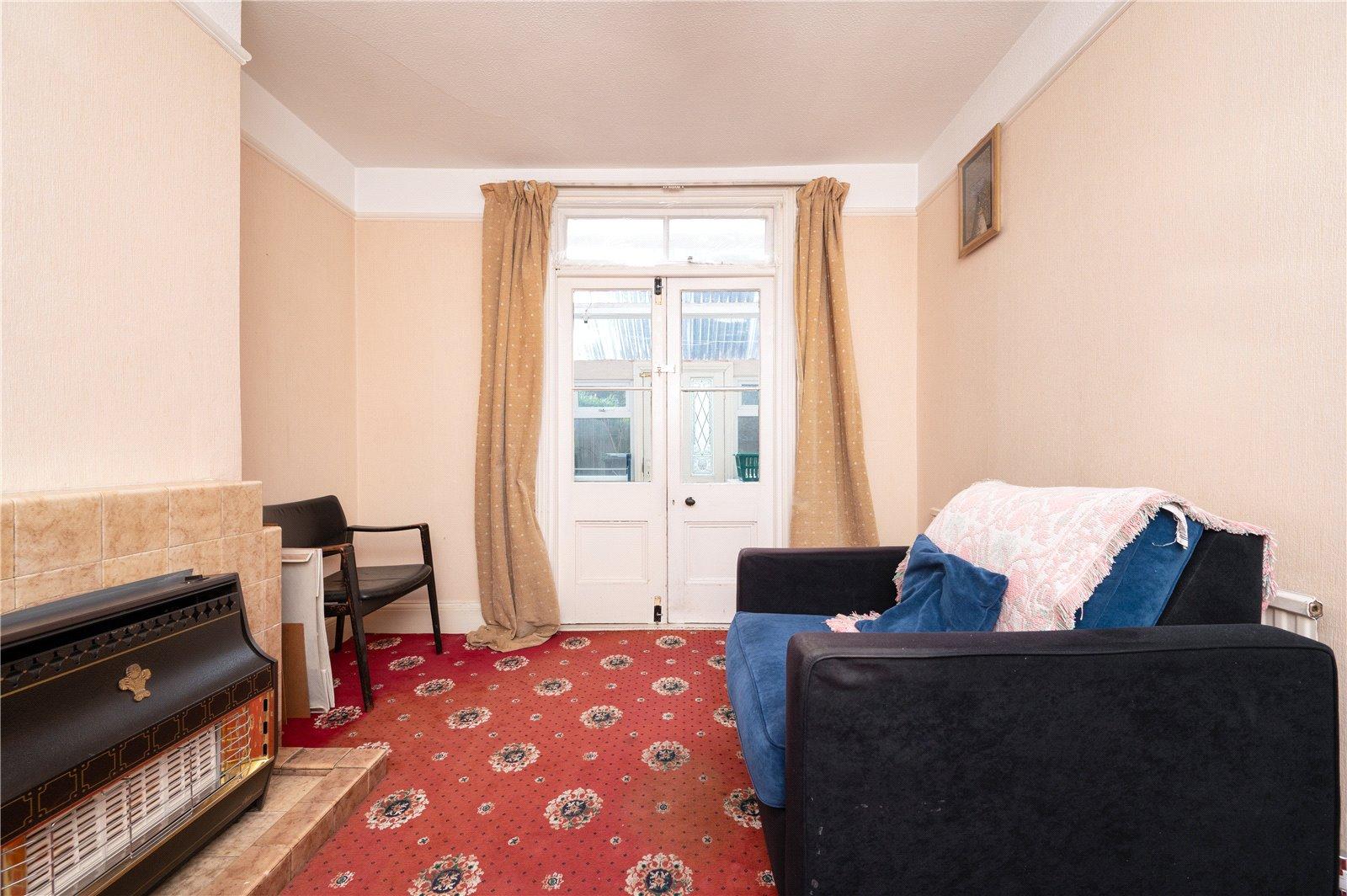 4 Bedroom Semi-Detached House For Sale in Brampton Road, St. Albans, Hertfordshire - View 7 - Collinson Hall