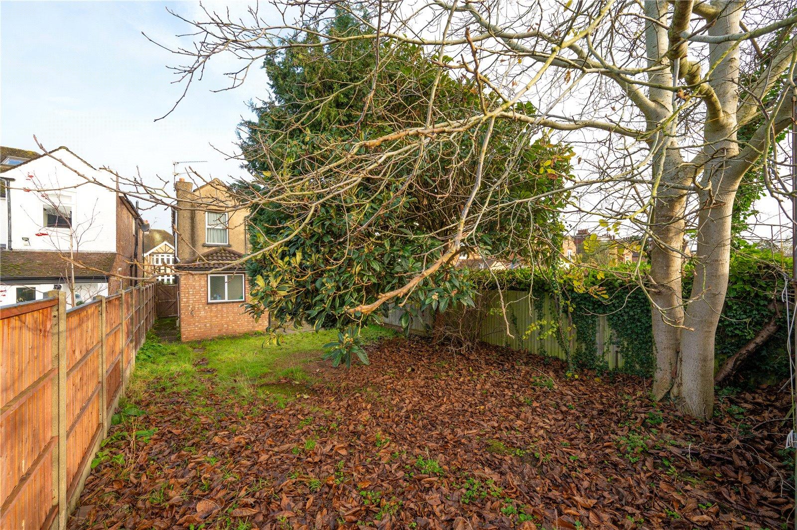 4 Bedroom Semi-Detached House For Sale in Brampton Road, St. Albans, Hertfordshire - View 6 - Collinson Hall