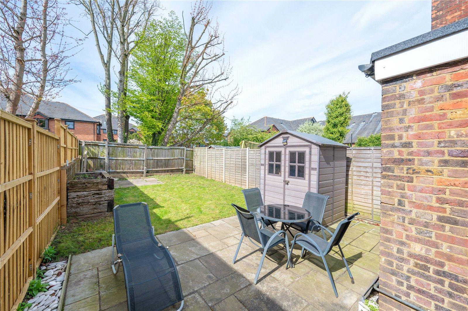 2 Bedroom  For Sale in Stanhope Road, St. Albans - View 11 - Collinson Hall