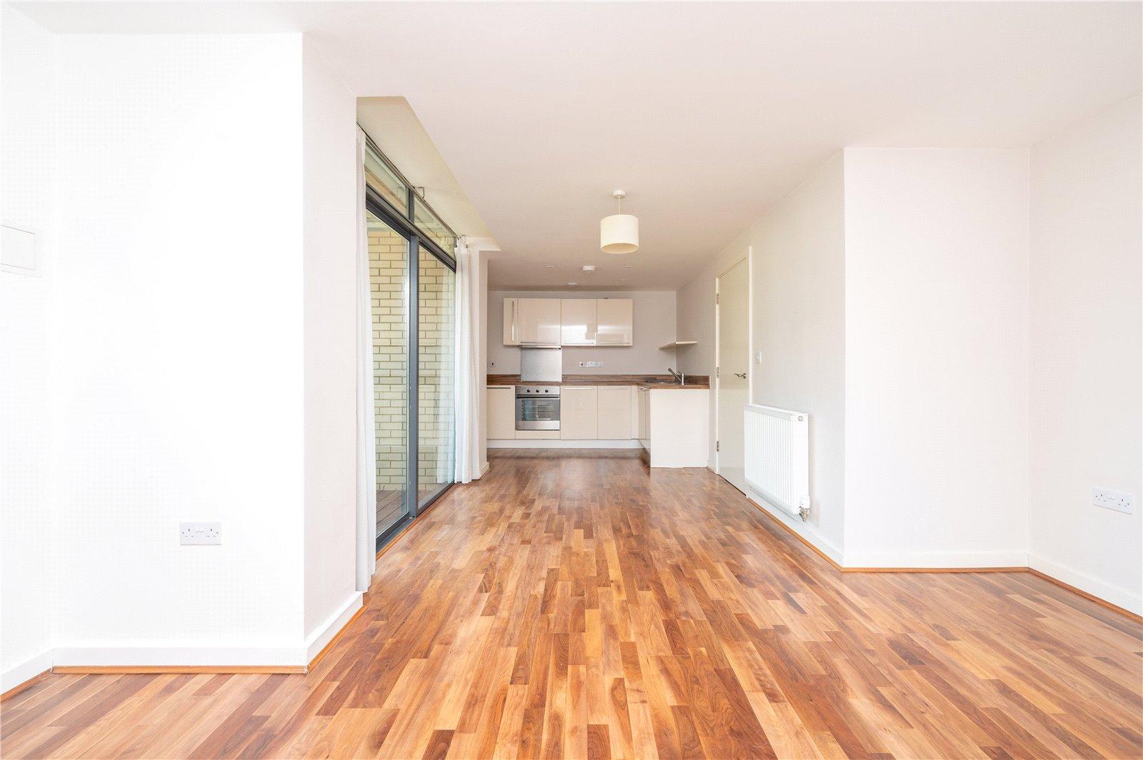 1 Bedroom Ground Floor Flat For Sale in Newsom Place, St. Peters Road, St. Albans, Hertfordshire - View 9 - Collinson Hall