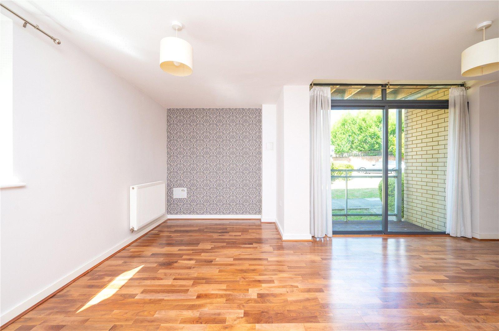 1 Bedroom Ground Floor Flat For Sale in Newsom Place, St. Peters Road, St. Albans, Hertfordshire - View 7 - Collinson Hall