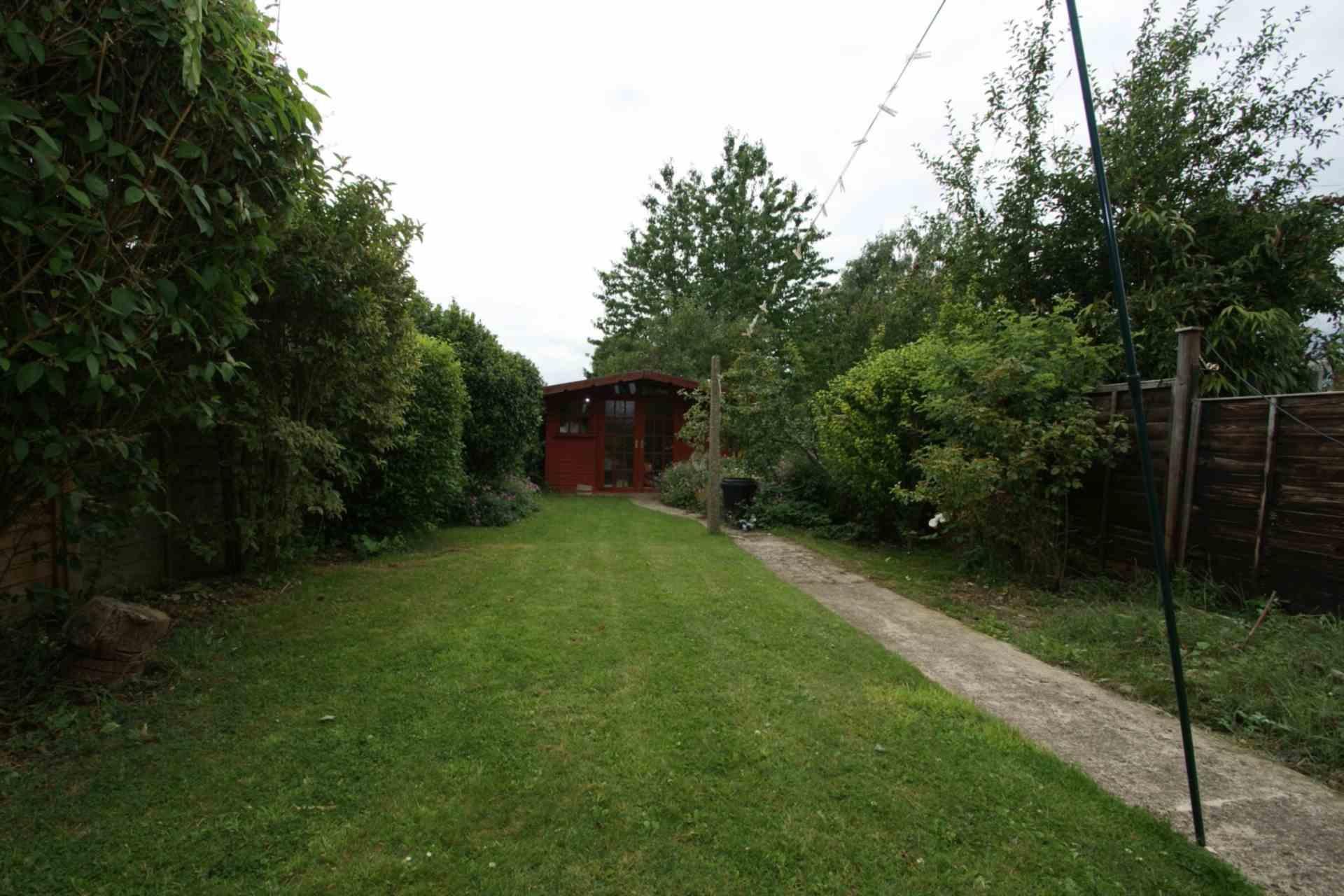 2 Bedroom House Let Agreed in Belsize Road, Bennetts End, Hemel Hempstead, Hertfordshire - View 4 - Collinson Hall