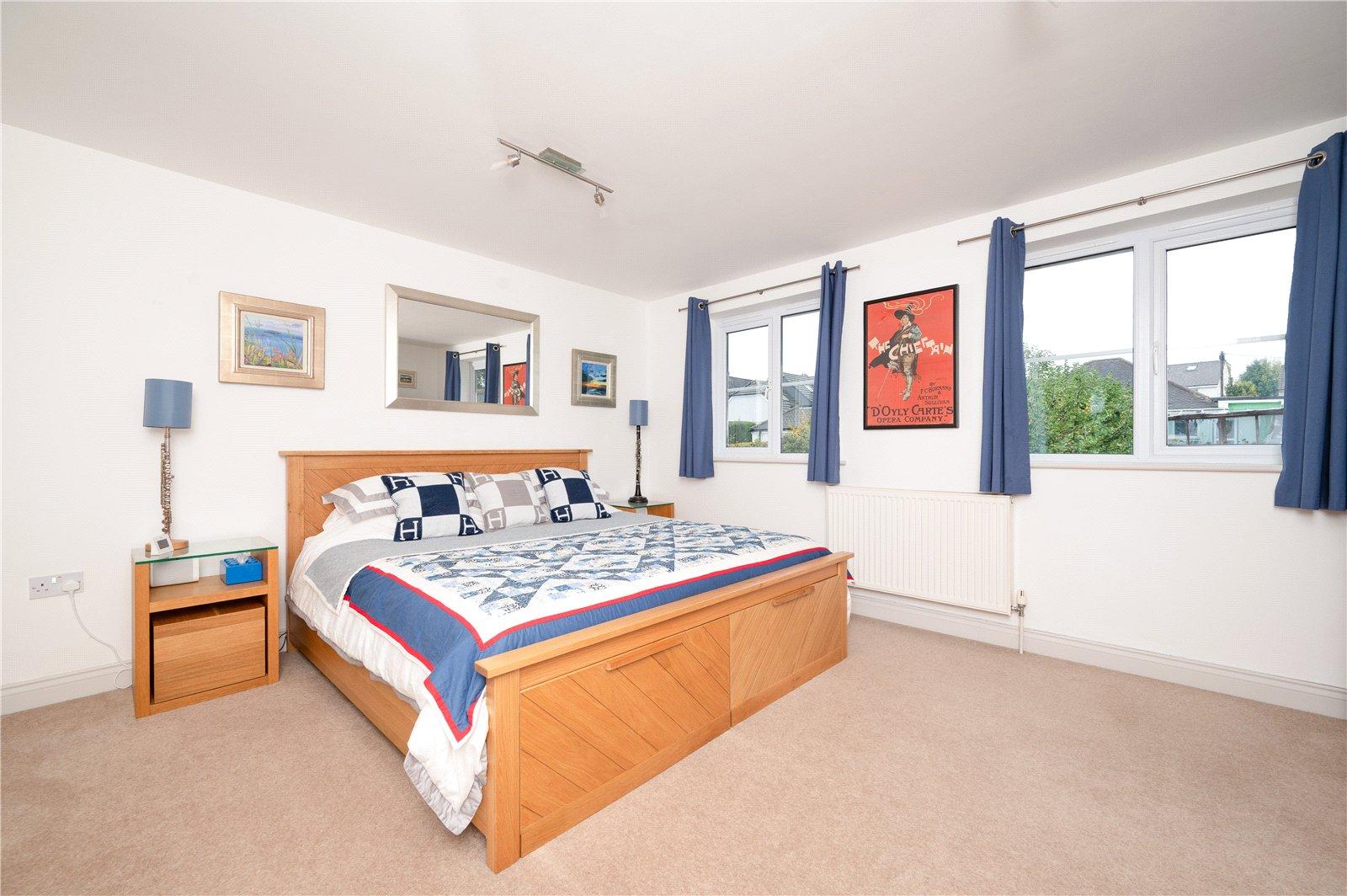 3 Bedroom Semi-Detached House For Sale in Gillsted Court, St. Albans, Hertfordshire - View 8 - Collinson Hall