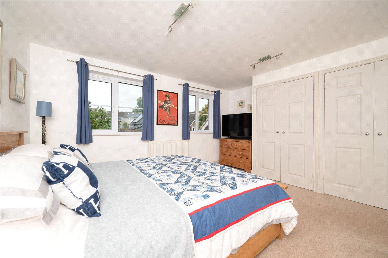 3 Bedroom Semi-Detached House For Sale in Gillsted Court, St. Albans, Hertfordshire - View 12 - Collinson Hall