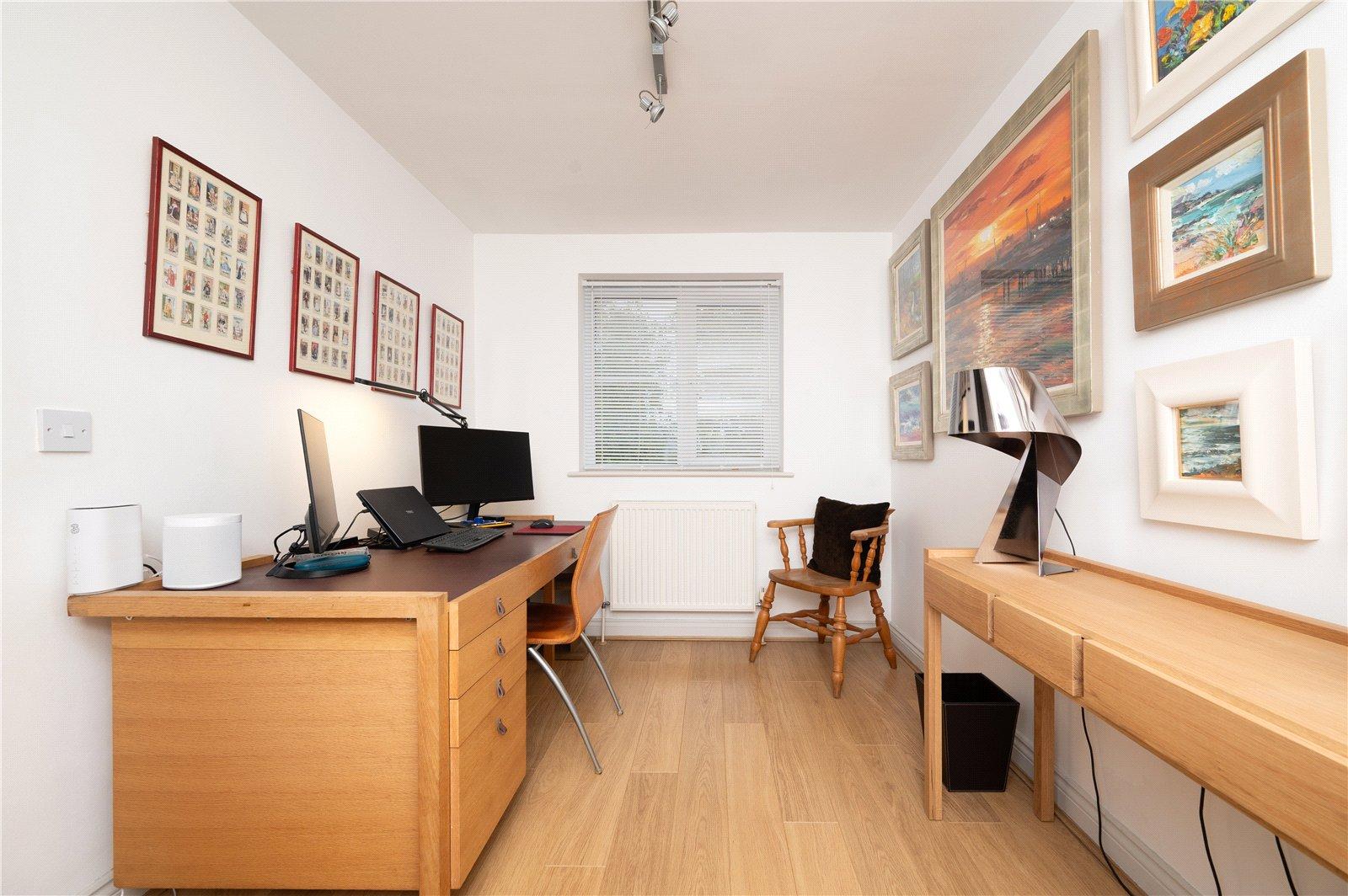3 Bedroom Semi-Detached House For Sale in Gillsted Court, St. Albans, Hertfordshire - View 6 - Collinson Hall