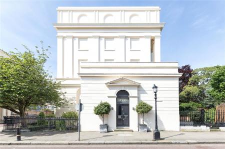 York Gate, Regent's Park, London, NW1