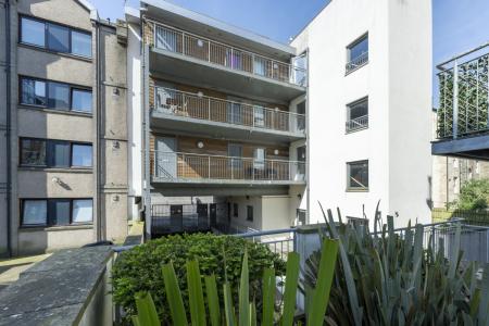 2 bedroom Flat for sale in Charlotte Street, Aberdeen, AB25